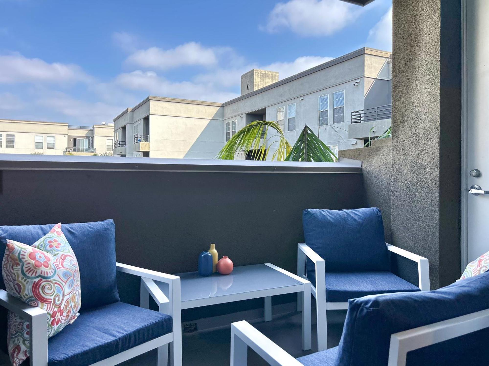 2Bd 2Ba Santa Monica Apartment With Relaxing Pool View Los Angeles Exteriör bild
