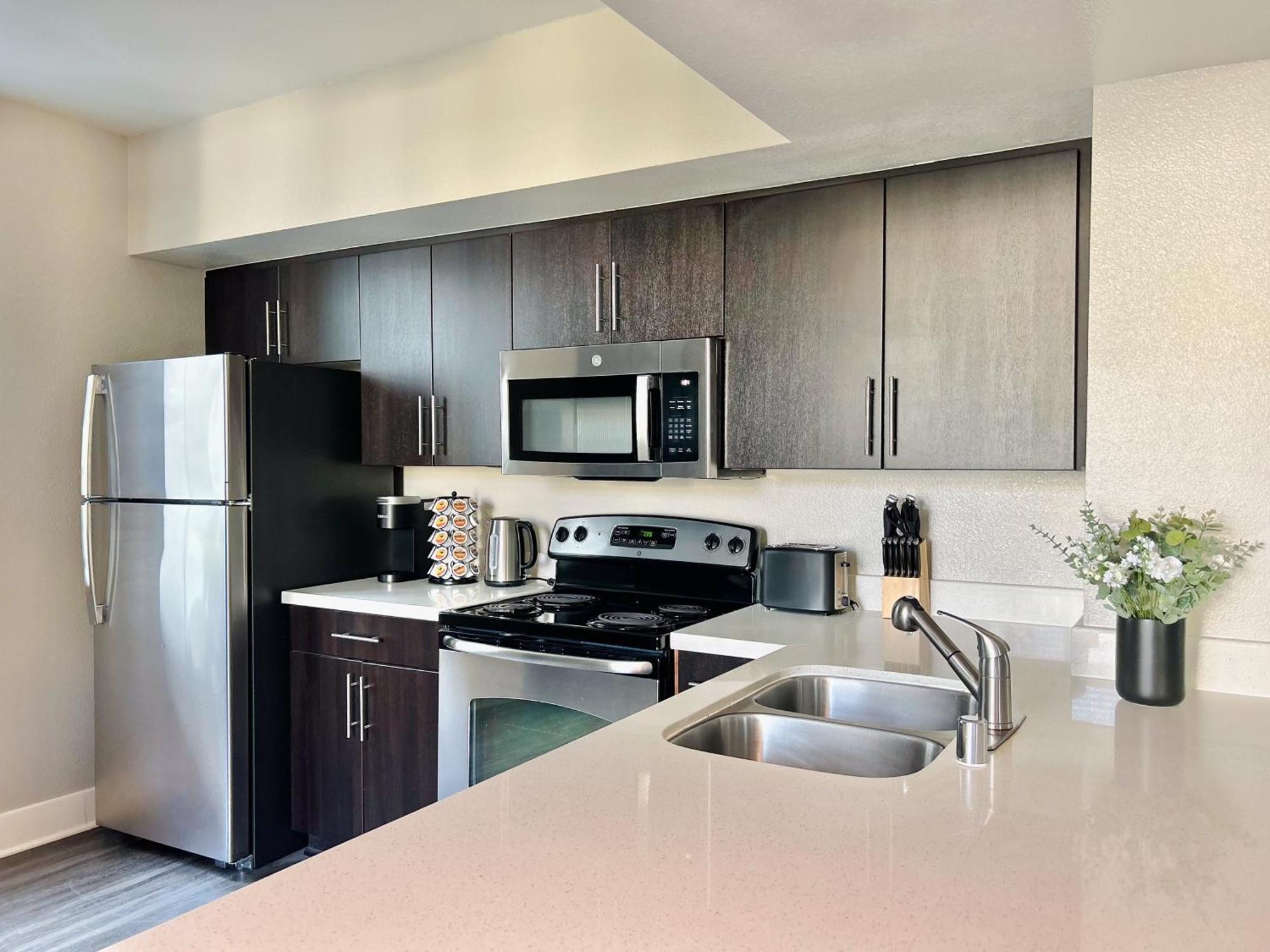2Bd 2Ba Santa Monica Apartment With Relaxing Pool View Los Angeles Exteriör bild